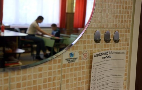 Pedagógusok teljesítményértékelése: döntött a kormány, ennyivel emelkedik a kiemelkedő tanárok bére