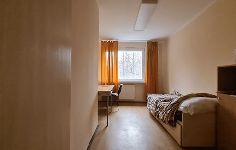A megfizethetetlen albérletek mellett az egyetemisták megmentője lehet a nyári kollégium