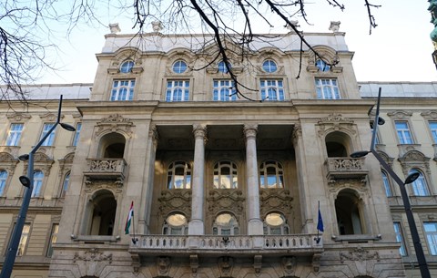 Egyetemi felvételi 2025: hány ponttal lehet bejutni jogra?
