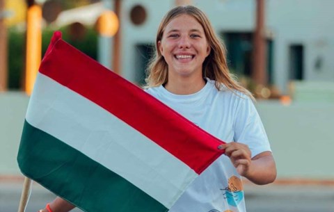Egyiptomban él, de Magyarországnak szállítja a dicsőséget a 18 éves nyíltvízi úszó 