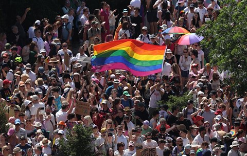 Pride, egyetemi pluszpontok, pedagógusok teljesítményértékelése, kutatóintézetek elcsatolása – ezek történtek a héten