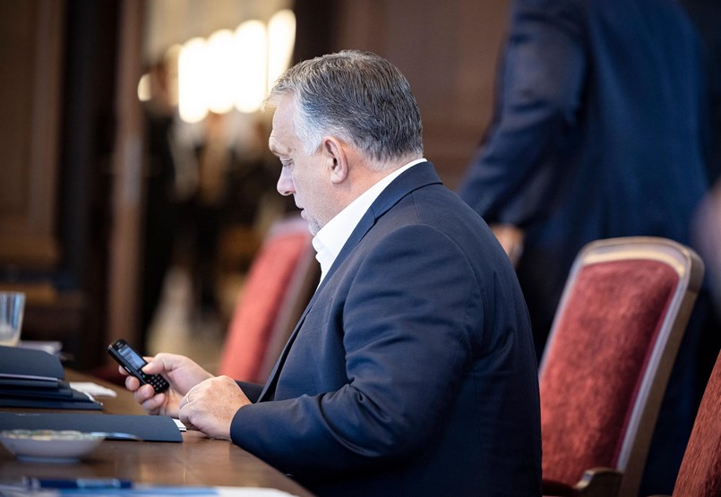 Orbán también es luchador por la libertad en Twitter, pero no así