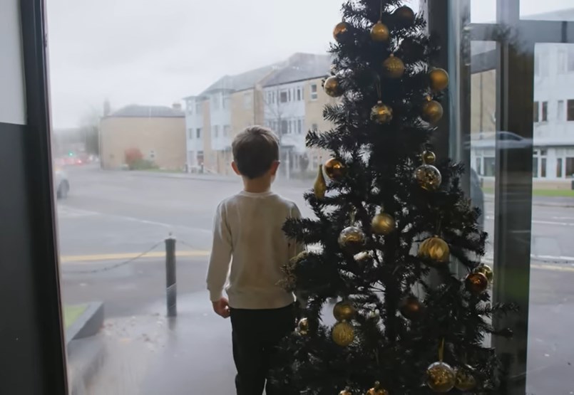 No tienes que comprar Navidad, tienes que hacerlo: este es el cortometraje navideño más conmovedor del año.