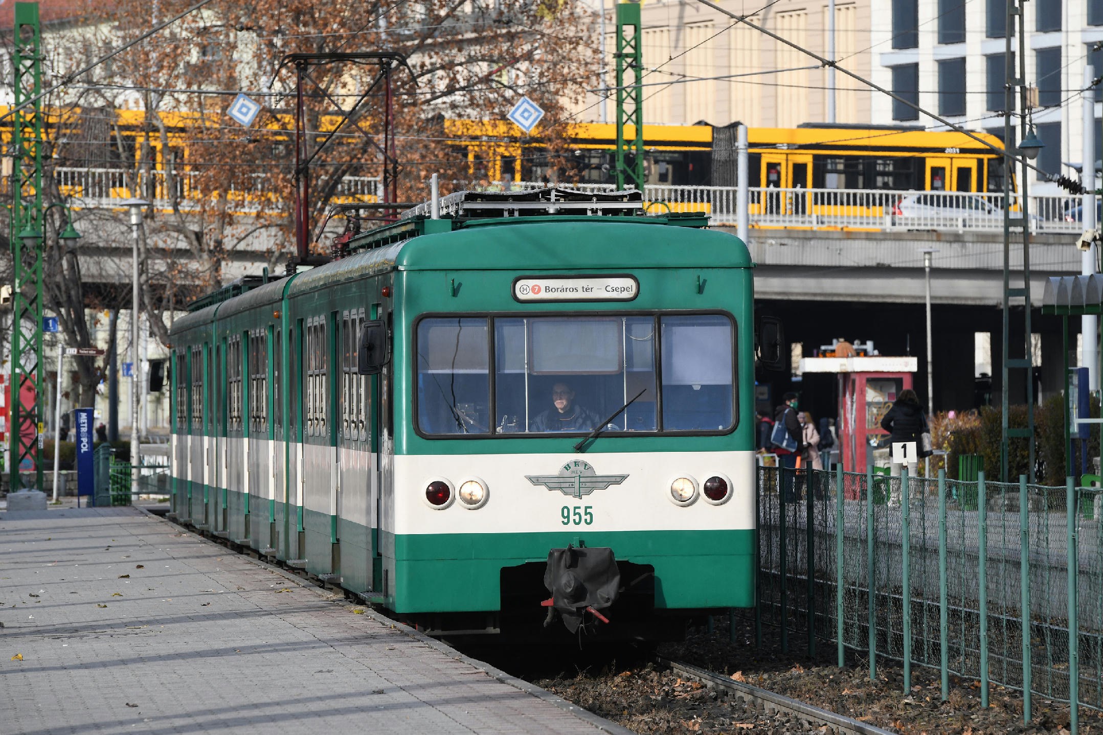 A budapestiek 60 százaléka gondolja úgy, hogy Karácsony Gergely és Lázár János jó megállapodást kötött a bérletekről