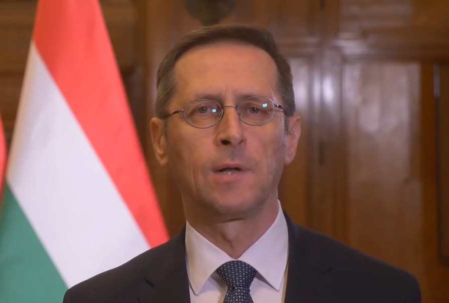 Varga Mihály "megmagyarázza", miért korlátozza a befektethető Babakötvény összegét a kormány, most, hogy magas a kamata