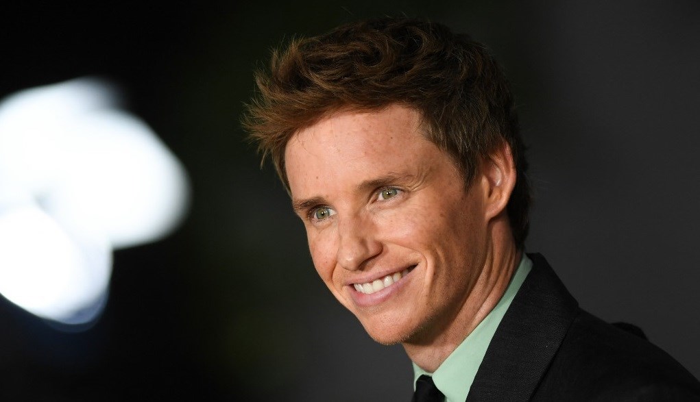 Eddie Redmayne most egy budapesti kávézóban bukkant fel