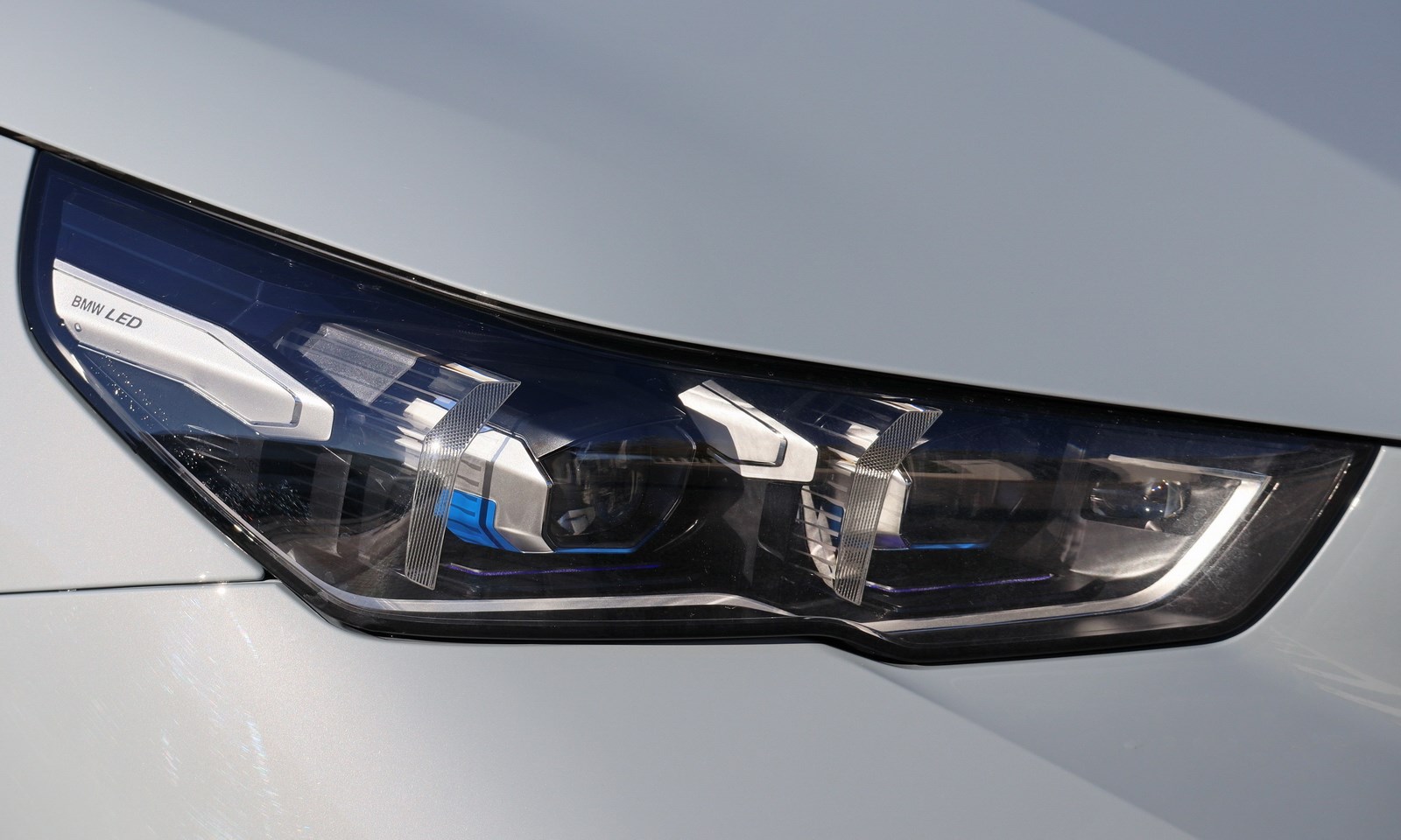 Elektromos sportkombi: íme a vadonatúj BMW i5 Touring M60