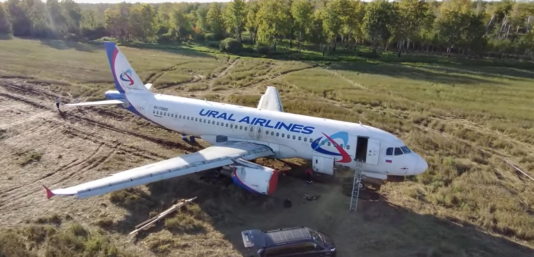 Eldőlhetett a búzamezőn kényszerleszállással landoló orosz Airbus sorsa, ez az, amellyel korábban fel is akartak szállni a helyszínről