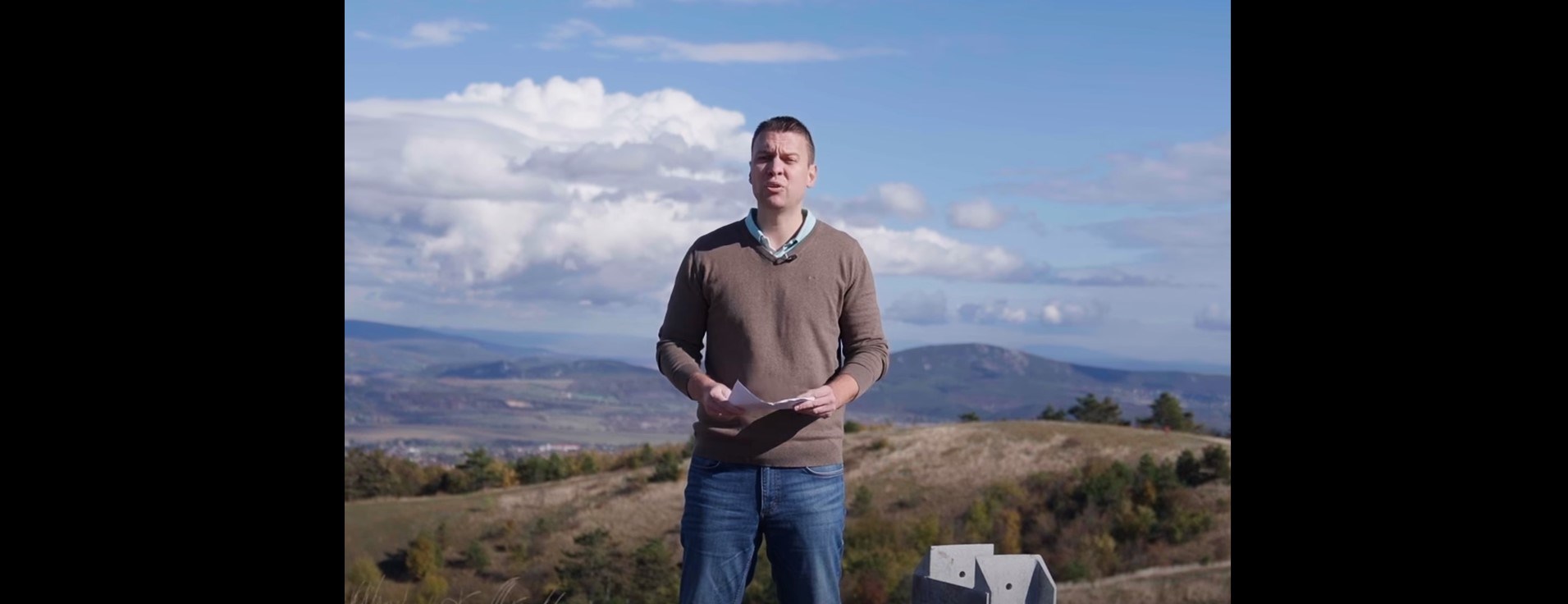 Az agrárminisztérium szerint nem azért rúgták ki a nemzeti park igazgatóját, mert Menczer Tamás szerint keresztényüldöző, hanem mert maga kérte