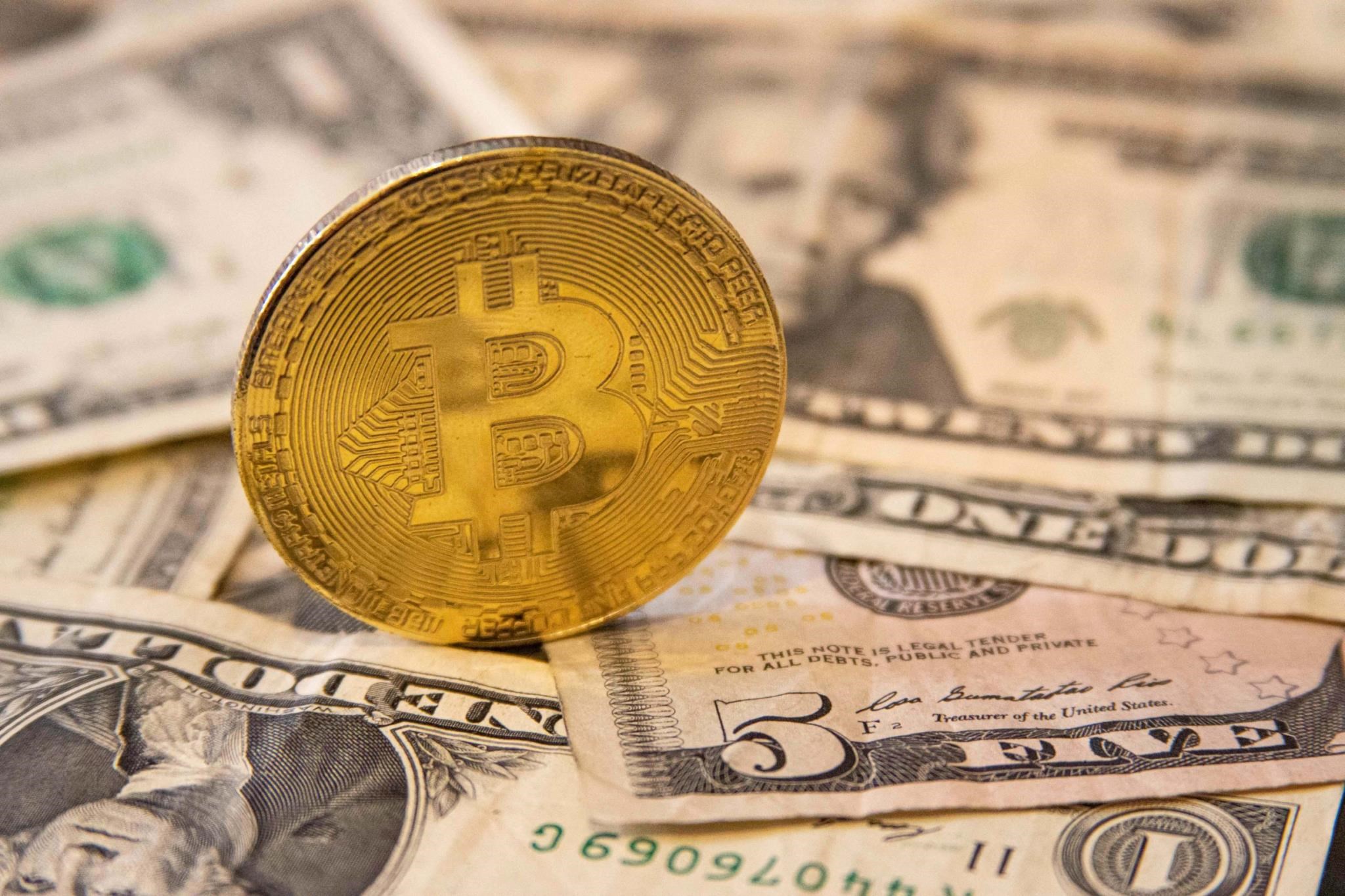 hogyan kereskedjünk a bitcoinnal dollárért