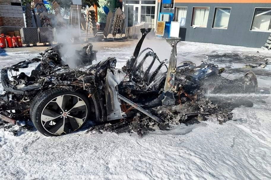 Katasztrófavédelem: Ezt csináld, ha kigyullad az elektromos járműved