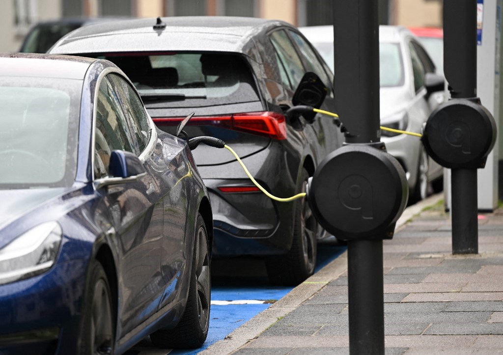 Economy: The government is promoting the transition to electric vehicles with 60 billion HUF
