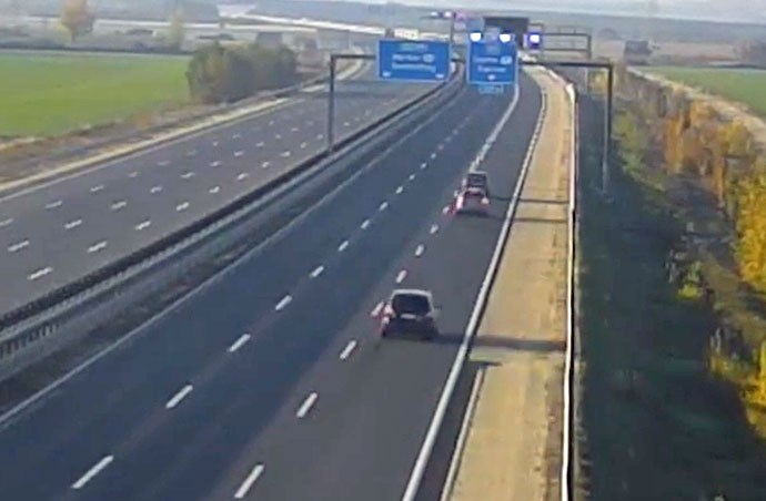 Homok és egyéb nehézségek miatt már 44 milliárd forintba kerül 4 kilométer M85-ös