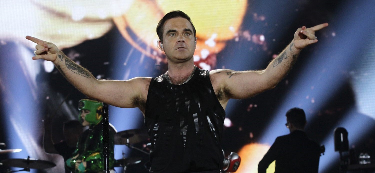 Meghalt egy Robbie Williams-rajongó, miután a koncerten baleset érte