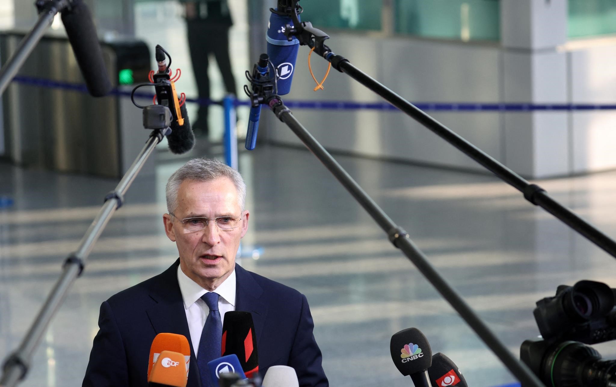 Jens Stoltenberg: A NATO teljes mértékben támogatja Grúzia szuverenitását és területi integritását