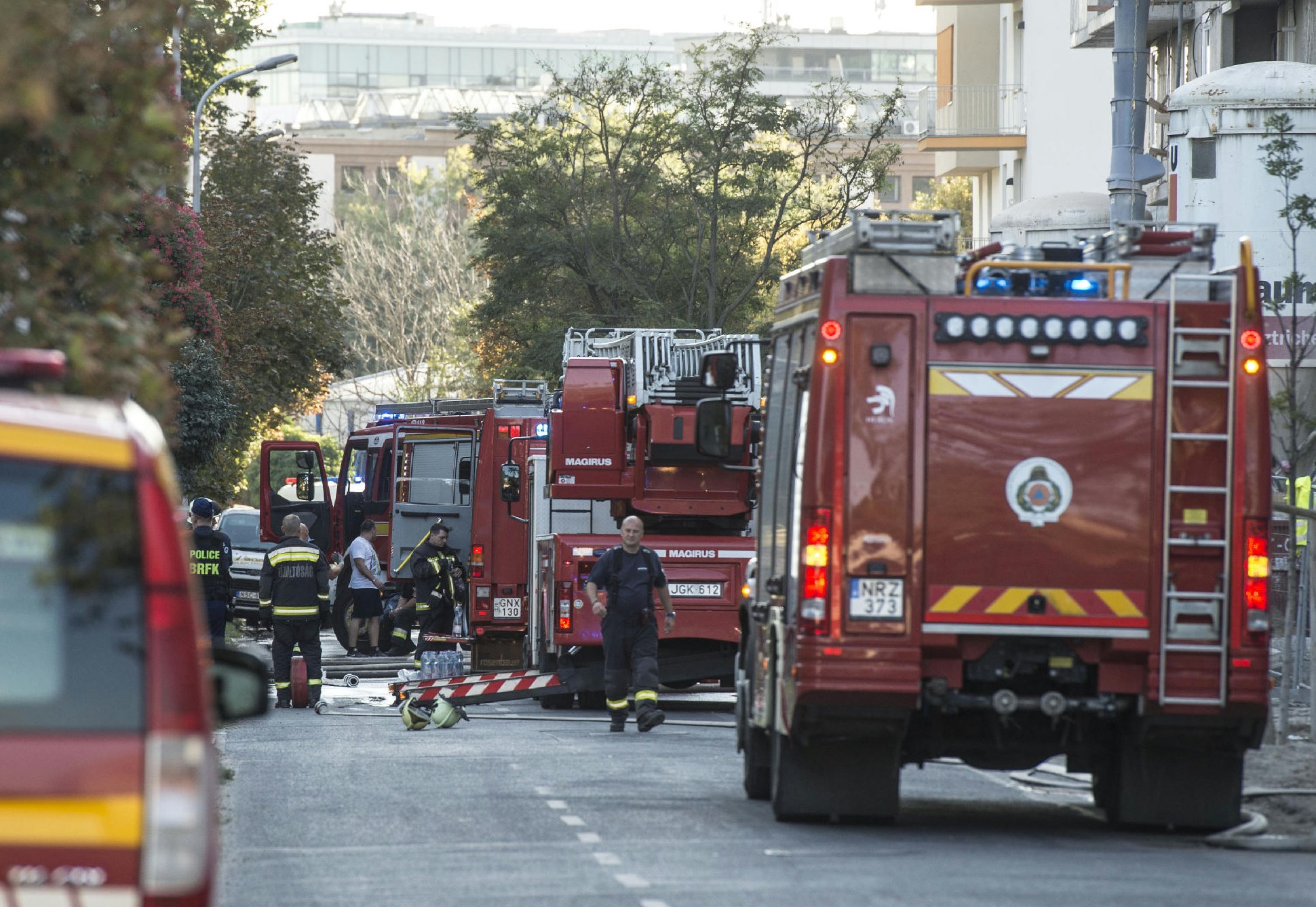 Real estate: a restaurant in Széll Kálmán ter caught fire, the roof also caught fire