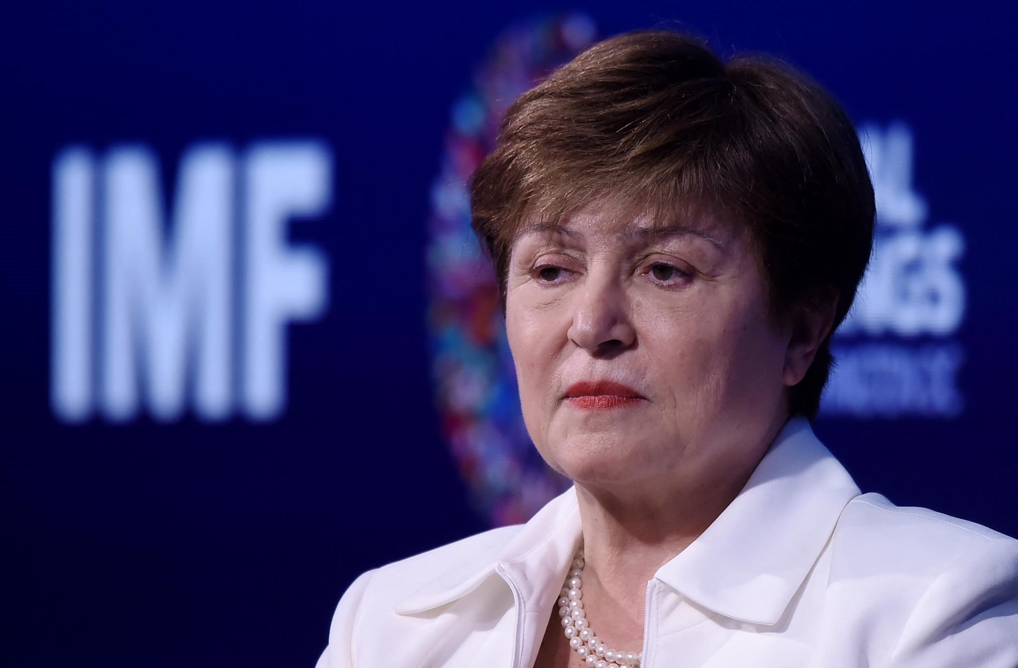 Figyelmeztet az IMF: a munkahelyek 40 százalékára lehet hatással a mesterséges intelligencia