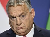 A hvg.hu kérdezett, Orbán válaszolt: Derék emberek, keleti nyitás, sok sikert és majd meglátjuk – videó