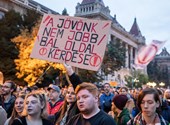 Average survey: Darkness rising, Fidesz and no resistance