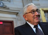 A hatalom a legtökéletesebb afrodiziákum – Henry Kissinger nagy kanállal falta az életet