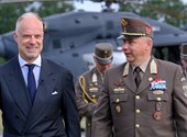 Ministro de Defensa: Las Fuerzas Armadas húngaras están listas, pero todos los estados miembros de la OTAN piden calma