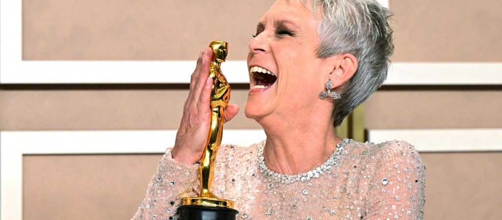 Élet+Stílus: Jamie Lee Curtis magyarul énekelt az Oscar-gála utáni  sajtótájékoztatón | hvg.hu