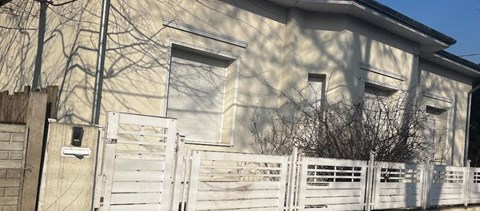 Óvodának álcázott családi ház – 150 milliós állami támogatást kaptak rá, de gyereket sosem látott a hely Hadházy szerint