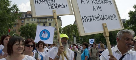 Sztrájkolhatnak a tanárok, ha nem kapnak 20 százalékos fizetésemelést