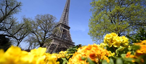 Azt tudtátok, hogy régen piros volt az Eiffel-torony? Fotó