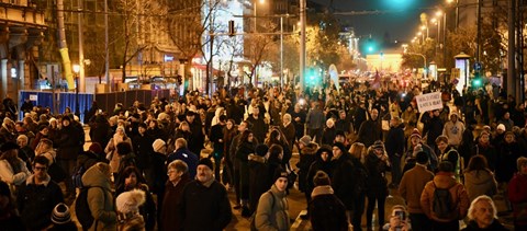 Gulyás Gergely szerint visszamenőleg kifizetik a magasabb bért a tanároknak, ha megérkezik az EU-s pénz