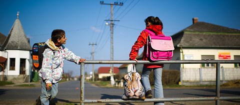 Minden harmadik magyar gyereket fenyeget az elszegényedés és a kirekesztettség