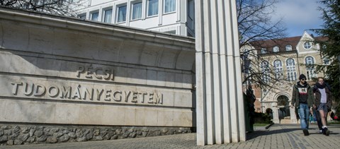 Megvannak a felvételi eredményei a pécsi egyetemen is: 4903-an kezdenek ősszel