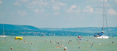 Aggasztóan gyorsan melegszik a Balaton vize, ami súlyos ökológiai következményekkel járhat