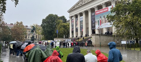 "Visszautasítom, hogy gyermekeinket tőlem vagy az általam vezetett intézménytől kellene megvédeni" - menesztették a Nemzeti Múzeum igazgatóját