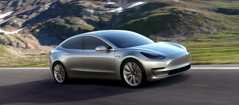 Így ad tanácsot egy ötödikes a Tesla atyjának