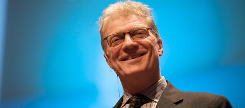 Mi a baj a közoktatással? Ken Robinson megmondja