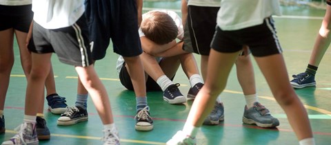 Nincs elég tornaterem, labda és tanár a mindennapos testneveléshez