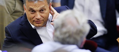 Orbán: minden egyetemistának fizetnie kell a diplomáért