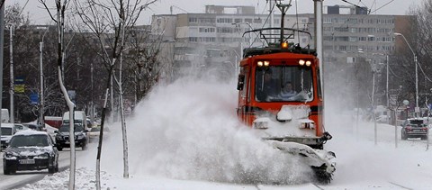 Több száz iskola tart zárva Romániában és Bulgáriában a havazás miatt