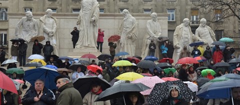 Nagyon jó hírt kaptak a tiltakozók a tüntetés előtt