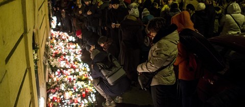 Gyűjtés indul a buszbaleset túlélőinek és az áldozatok családjának