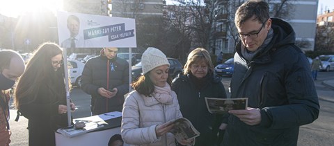 Fudan-ügy: 235 ezer aláírást gyűjtöttek az ellenzéki pártok 