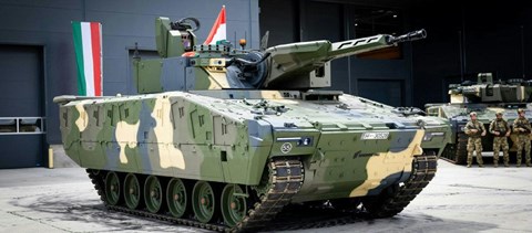 Egy főtiszt szexuálisan zaklathatott két középiskolás lányt a honvédelmi táborban Szolnokon