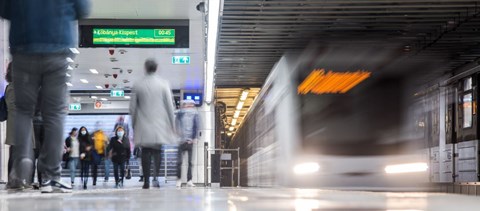 Történelemóra a föld alatt: kiállítás nyílt a budapesti metrón