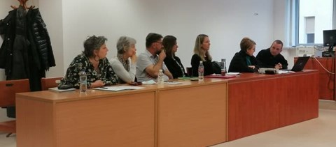Többmilliós perköltséget kell kifizetniük a polgári engedetlenség miatt 2022-ben elbocsátott tanároknak