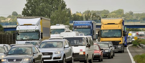 Itt a feketeleves: van, ahol több százezer forintba kerül  a jogsi megszerzése