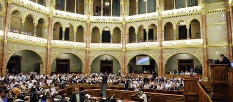 Még mindig alig vannak nők a parlamentben