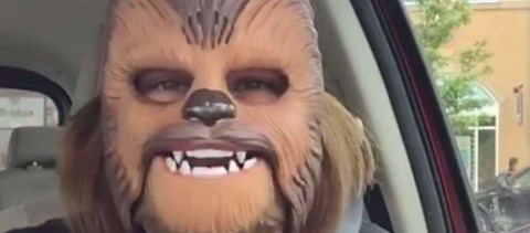 Egyetemi ösztöndíjat kapott a Chewbacca-maszkos anyuka