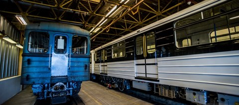 Bajban sok érettségiző, leállt a metró