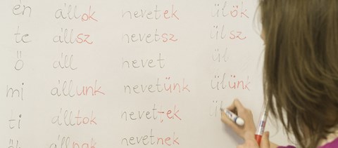 A honvédelmi intézkedési tervtől a nyelvvizsga díjának visszafizetéséig: a hét hírei